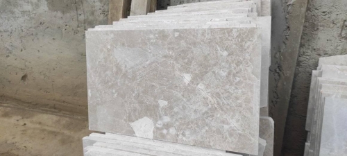 В Копчак прибыли первые 42 тонны мрамора для строительства сельского храма