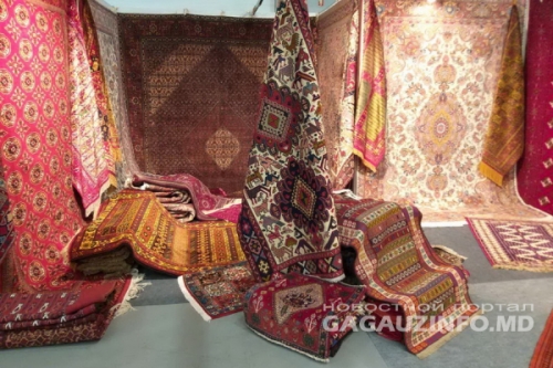 Гагаузские ковры и изделия из керамики были представлены на престижной международной выставке Istanbul Craft